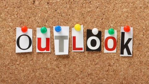 outlook play-to-earn